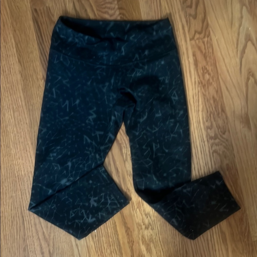 Lululemon wunder under crops